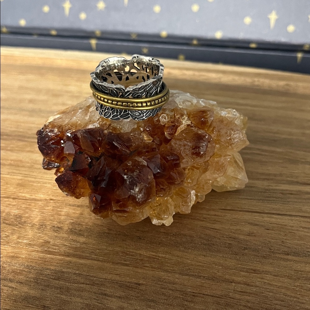 .925 Sterling silver and brass spinner ring